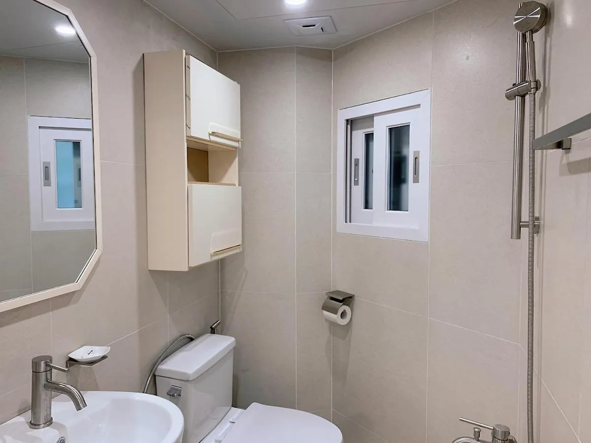Yeonhui-Dong Two-Room Accommodation, Yeonhui-Dong, Yeonnam-Dong, Hongdae, Sinchon, Yonsei University, Severance Hospital, Accommodation For Up To 3 People Soul 0*,